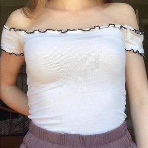 Off-the-shoulder shirt